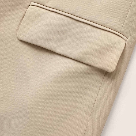 BloomChic Plus Size 2XL Suit Collar Flap Detail Blazer us 18-20 - Picture 6 of 8